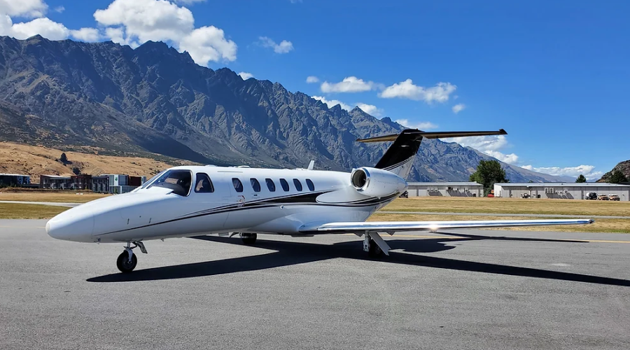 private jet charter flights on this stunning stellar jet