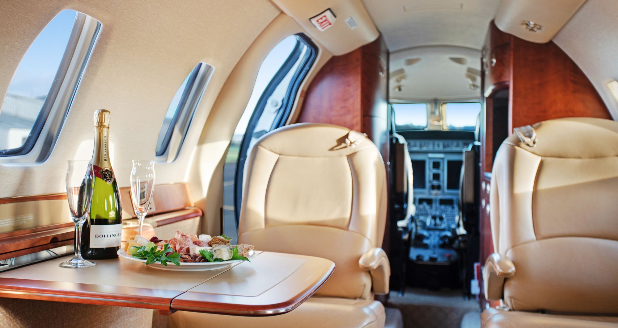 luxurious lunch on a private jet charter NZ